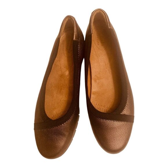 Clarks Artisan Metallic Slip On Shoes - Picture 1 of 8